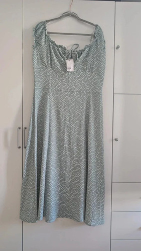 Divided off shoulder - off,